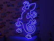 Load image into Gallery viewer, Salamander neon sign, lizard crawling on the wall neon sign, Reptile neon sign, Gecko neon sign, Iguana neon sign, Dragon neon sign
